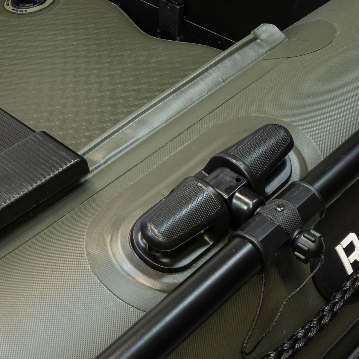 Raptor-160-FAST-D2 Barca raptor 230, foto de detalle