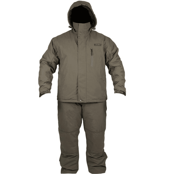 AVID-50-SUIT Traje de agua para pesca Avid Carp artic 50 suit compuesto por una chaqueta con capucha y un pantalón tipo mono