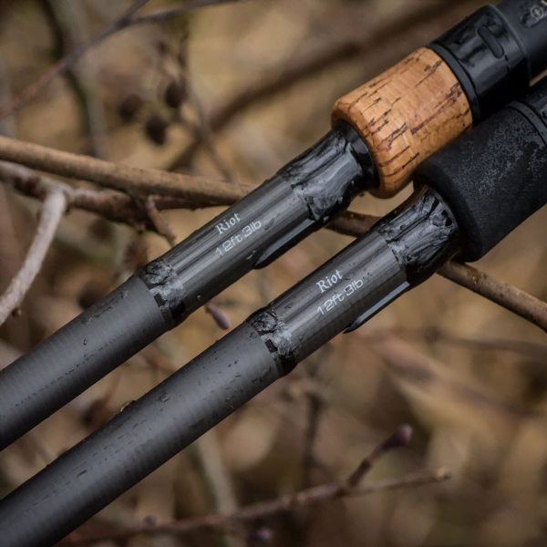 WYCHWOOD-RIOT-10FT-3LB-CORK-3