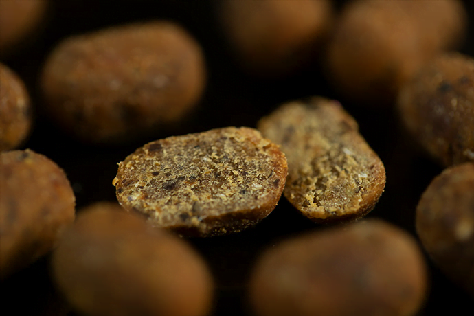 STICKY KRILL DUMBELLS 3 STICKY KRILL DUMBELLS 3