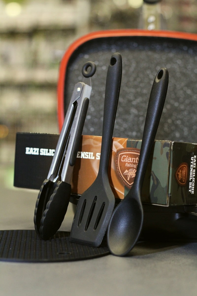 GIANTS TOSTADORA CON CUBIERTOS 4 GIANTS TOSTADORA CON CUBIERTOS 4