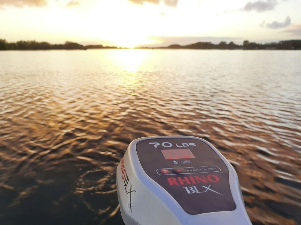 RHINO DLX70 4 RHINO DLX70 4