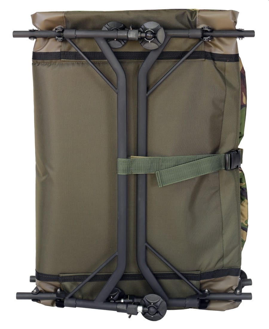 Giants Fishing Bedchair Flat Fleece Camo XXL 8 patas